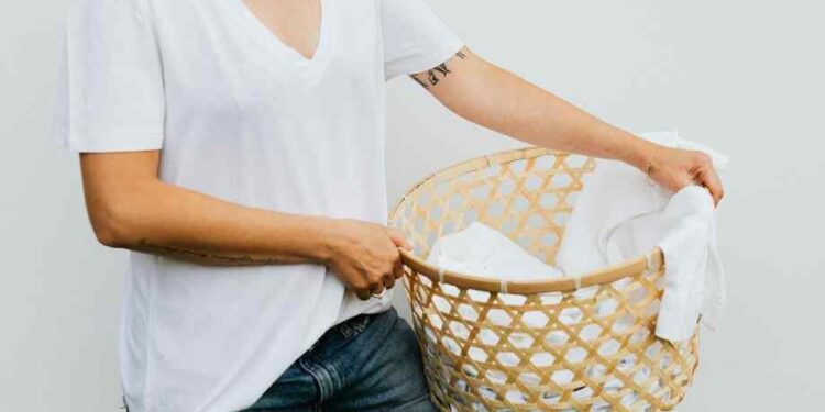 Linge déteint : astuce de grand-mère pour le récupérer