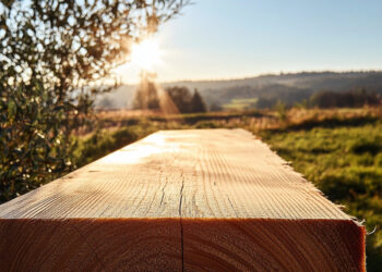 Comment blanchir du bois pour un effet naturel et lumineux ?